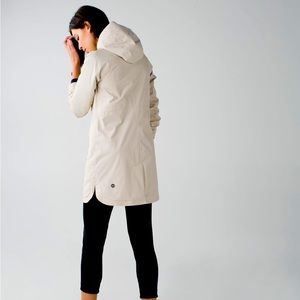 Lululemon Definitely Raining Jacket - Size 2